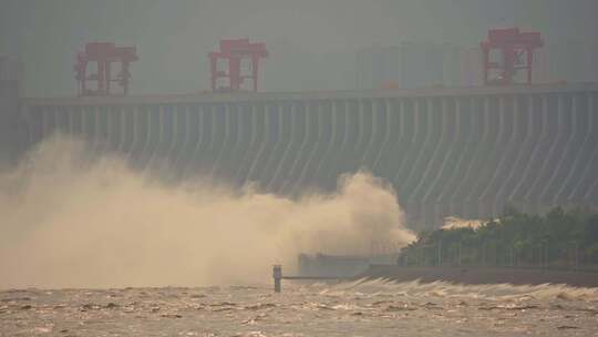 三峡大坝泄洪场景实拍升格视频