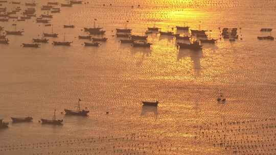 海上渔船日落航拍4K