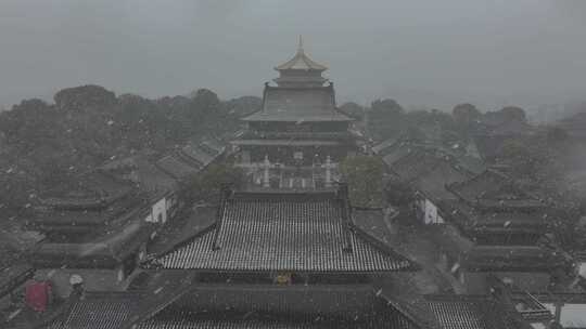 2024年第一场雪雪中的千年古寺金粟寺