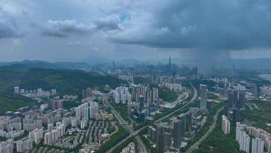 深圳下暴雨最新航拍狂风暴雨