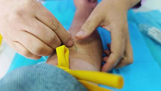 实拍医院体检抽血化验素材