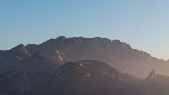 航拍泰安泰山山顶风景