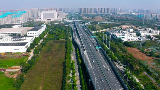 西安北辰路与锦提六路城市立交桥 桥面车流