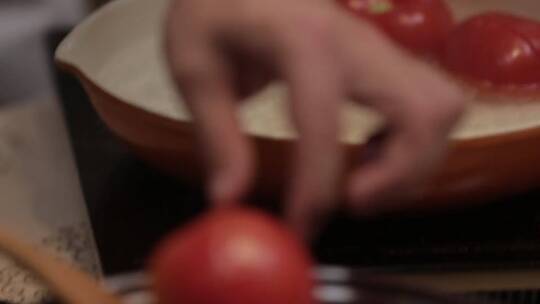 开水烫番茄番茄剥皮 (4)