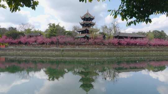 城市河流两岸风光全景