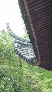 竖版航拍寺庙下雨素材苏州北寺塔实拍