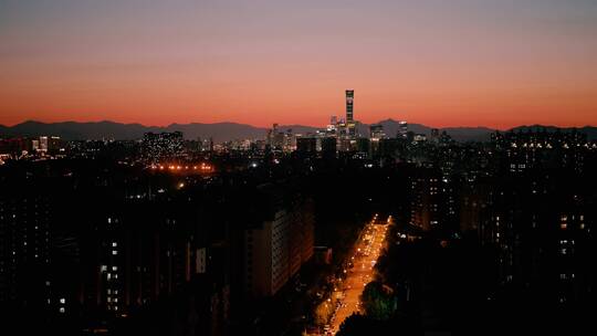 夜幕下的北京城