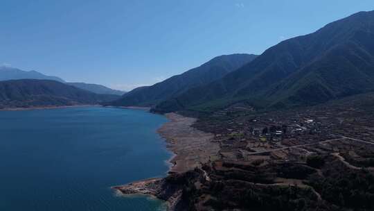 大凉山大桥水库湖湖泊