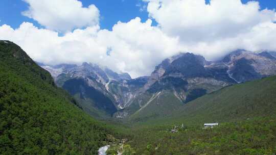 玉龙雪山蓝月谷