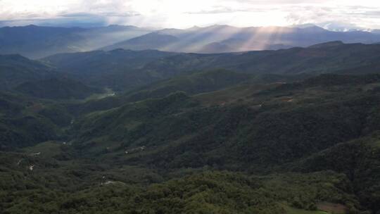 高山光线