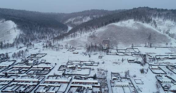 航拍大兴安岭林场雪村