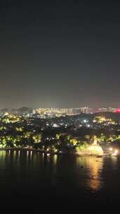 竖屏航拍福建厦门鼓浪屿夜景