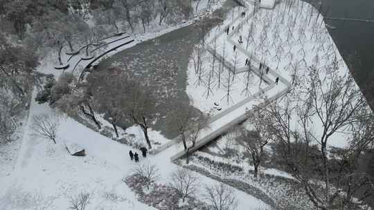 武汉江汉区菱角湖公园雪景航拍