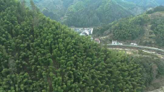 徽州天路西入口渔潭村风景