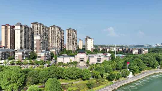 岳阳博物馆航拍岳阳市城市建筑风光城市宣传