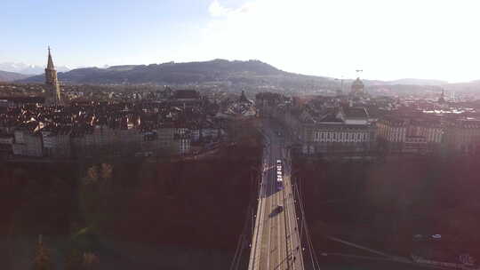 Kornhausbrucke桥鸟瞰图