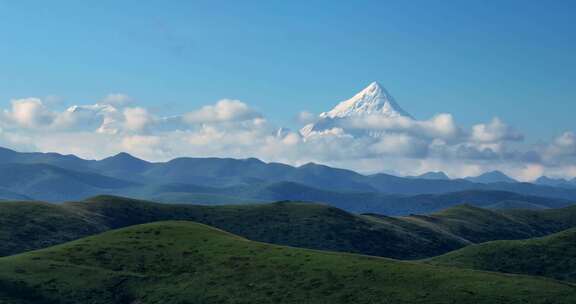 川西甘孜康定草原雪山自驾航拍