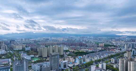 九江春季雨后城景航拍延时