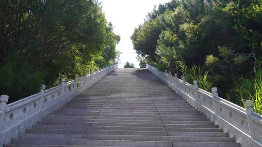 台阶楼梯旅游景区长楼梯仰拍空镜头