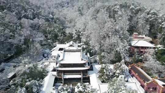 湖南省长沙市岳麓山岳麓书院雪景4k航拍