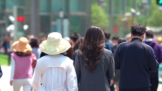 都市职业女性背影