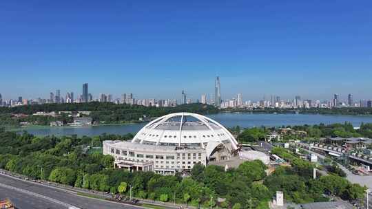 南京玄武湖公园太阳宫剧场航拍