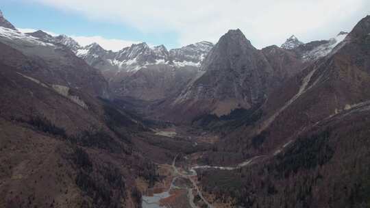 4k航拍四川阿坝四姑娘山双桥沟