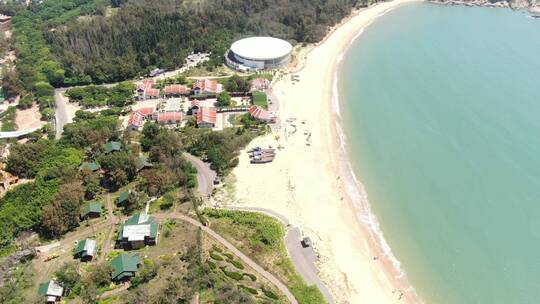 航拍 大海 海上 岛屿 礁石 沙滩  湄洲岛视频素材模板下载