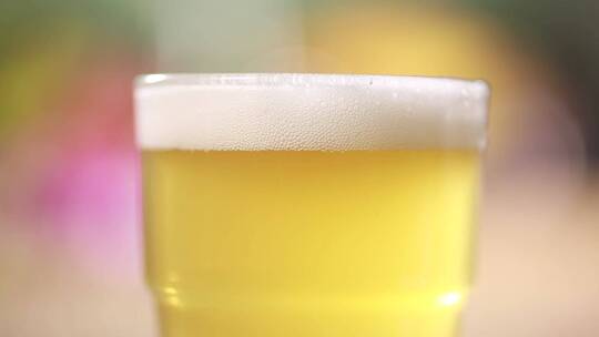 【镜头合集】啤酒泡沫和白酒
