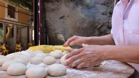 手形面团用于烘焙面包和面包卷