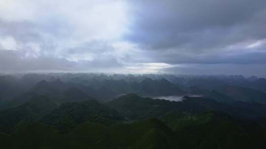 航拍清晨群山远山山峰喀斯特地貌