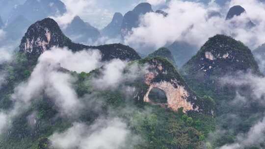 航拍桂林阳朔月亮山景区