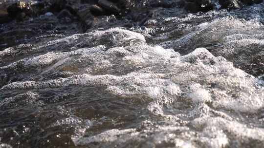 冰融 冬天 初春 水面 河流 冰雪融化 自然