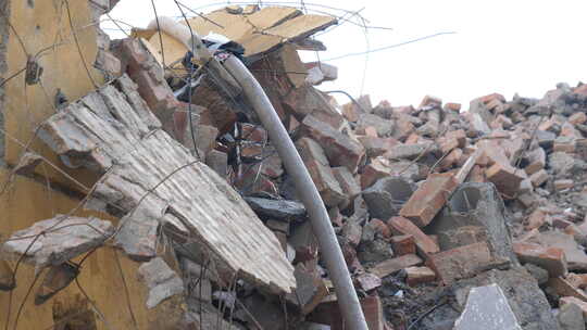 拆迁区的残砖破瓦视频素材模板下载
