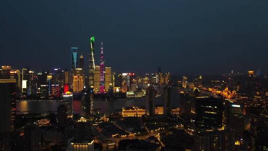 上海外滩黄浦区黄浦江东方明珠夜全景夜景4K