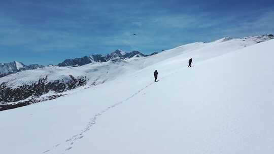 雪宝顶徒步旅行素材