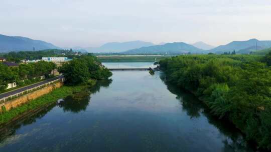 杭州余杭风光双溪漂流景区