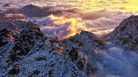 黄山雪景日出云海延时