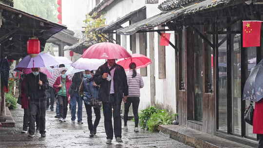 【合集】雨天南浔古镇游客流量