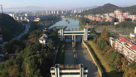 京杭大运河  运河  货船  河流  轮船  航运