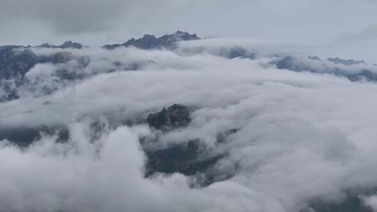 云雾缭绕 大好河山