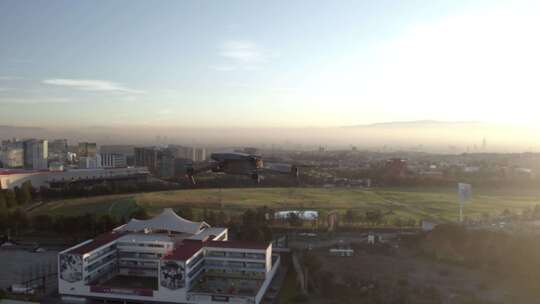 无人机，飞行，建筑物，太阳耀斑