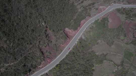 中国西部四川大凉山高原山地盘山公路航拍