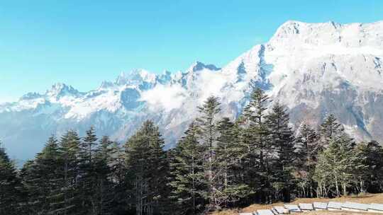 雪山 云南