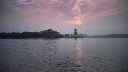 航拍平静的黄浦江自然风光