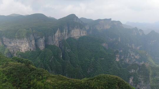 航拍大自然雄伟大山