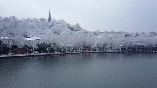 保俶塔 雪景 航拍 西湖 断桥 2