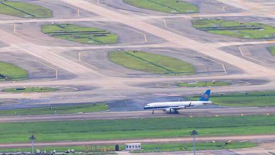 深圳机场起飞的南方航空客机