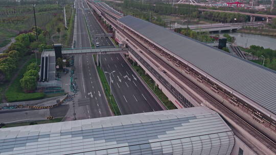 上海疫情期间空城航拍华夏西路中环地铁站视频素材模板下载