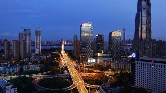 航拍延时摄影城市夜景道路交通车流